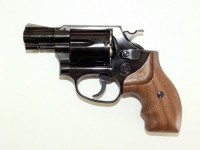 [マルシン] S&W M36 チーフスペシャル 2インチディープブラックABS 木製グリップ仕様 リアルXカートリッジ 6mmBB (中古)