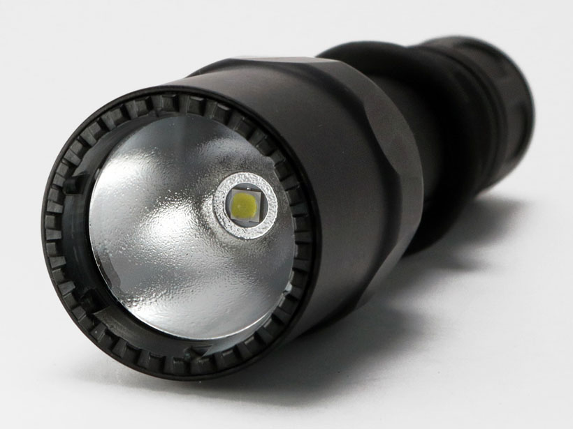 SUREFIRE] G2ZX 600ルーメン LED コンバットライト G2ZX-C-BK (中古