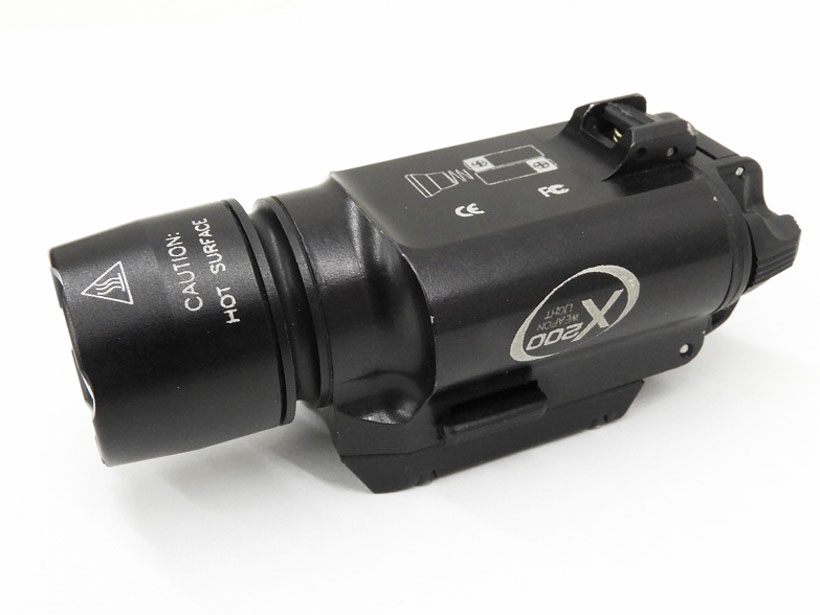 [SUREFIRE] 実物 X200A ウェポンライト LED (中古)