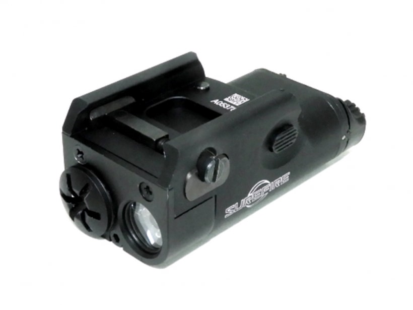 [NB] SUREFIRE XC1 タイプ LED ハンドガン ライト タクティカル (中古)