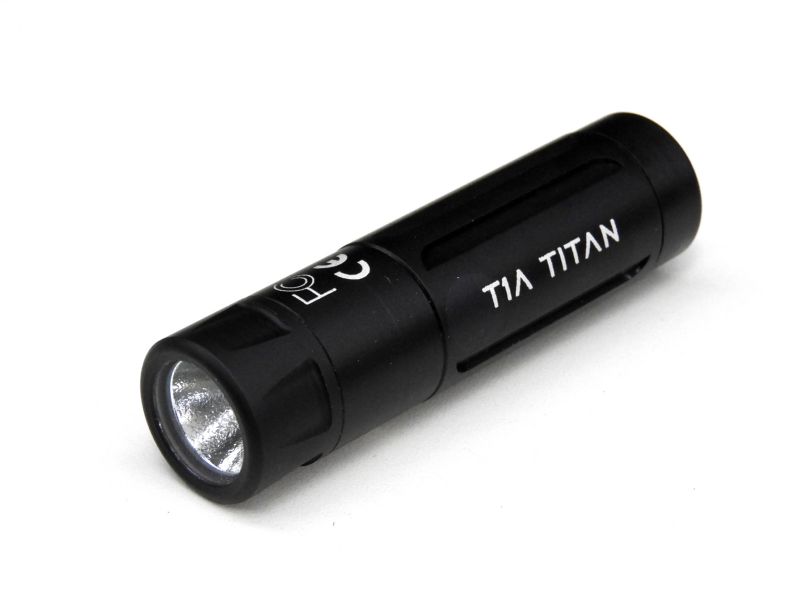 [SUREFIRE] T1A TITAN 無段階調光 T1A-BK-WH 70ルーメン (中古)