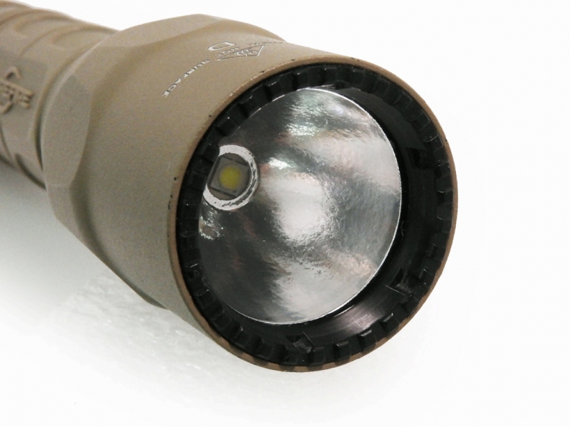 SUREFIRE SureFire G2X Pro G2X Pro デュアル出力LED懐中電灯 クリックスイッチ付き タン タン ライト、ランタン
